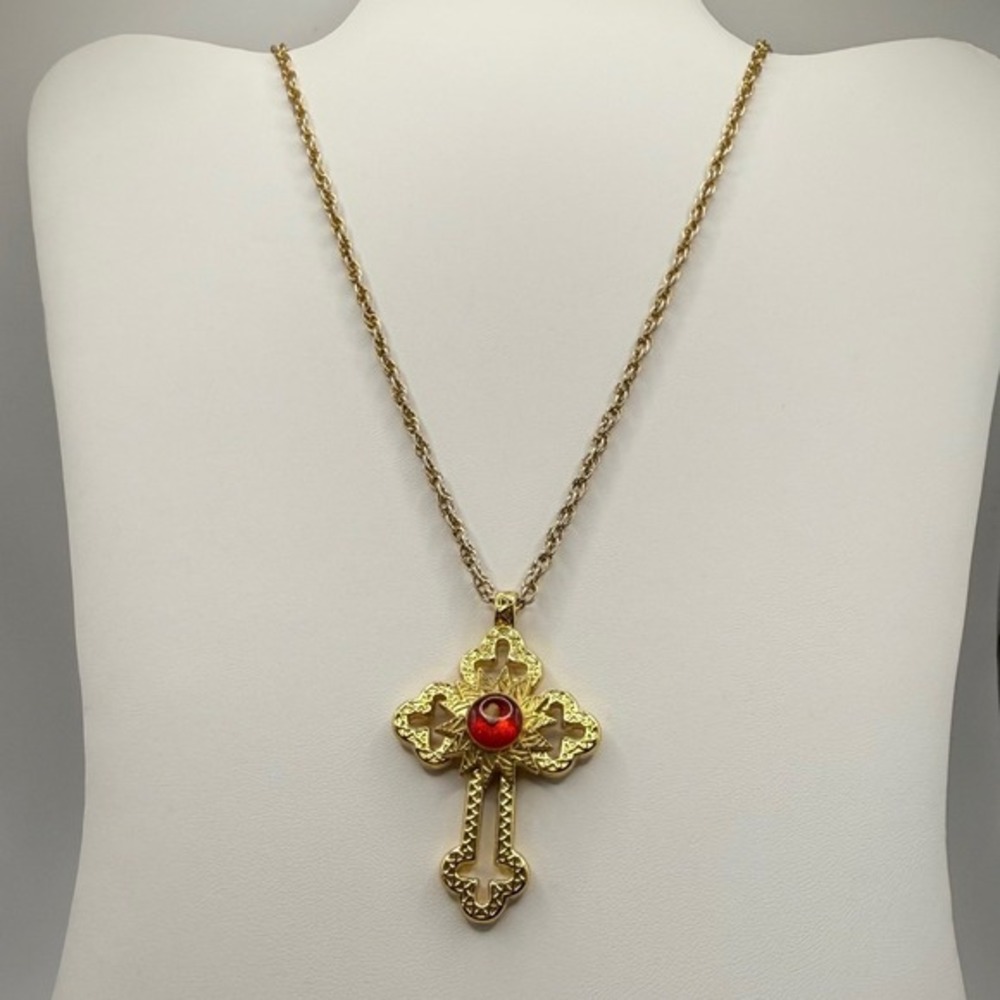 Vintage Gold‎ Tone Nativity Cross Pendant Necklace Ornate Religious